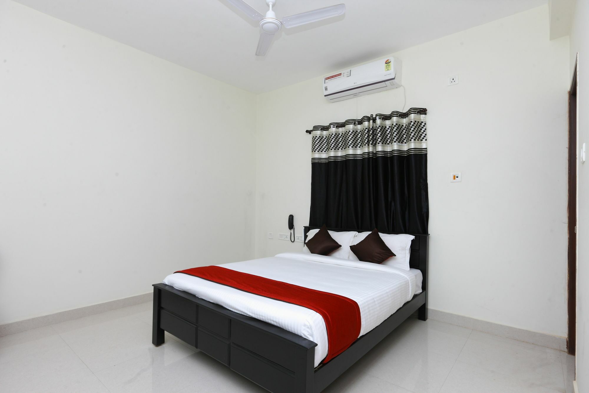 Apartment Oyo 10123 The Posh Residency *